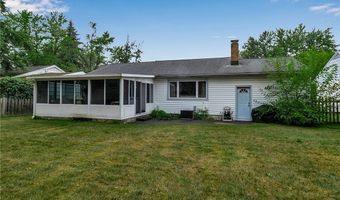 67 Castle Ct, Amherst, NY 14226