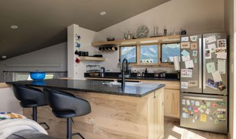 356 COLUMBINE St, Alpine, WY 83128