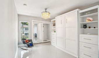 248 11TH St, Atlantic Beach, FL 32233