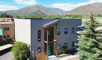 121 Honeysuckle St, Bellevue, ID 83313
