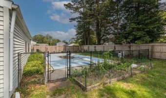 40 Dockage Rd, Bayville, NJ 08721