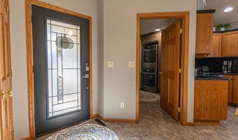 574 Pleasant View Dr NW, Alexandria, MN 56308