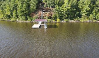 498 Delta Ln, Big Sandy, TN 38221