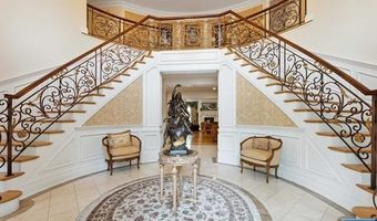 31 Marie Major Dr, Alpine, NJ 07620