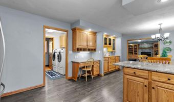 N371 FIELDSIDE Lane, Appleton, WI 54915