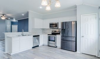 714 Green World St, Bentonville, AR 72712