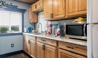 875 Hammond St, Bangor, ME 04401