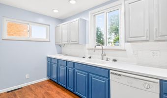 107 W Walnut St, Anna, OH 45302