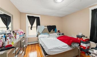 77 Fales St, Central Falls, RI 02863