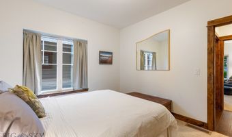3660 Lolo Way, Bozeman, MT 59718