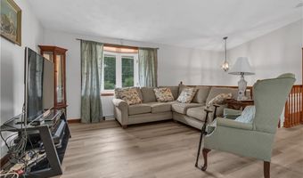 15 Driftwood Dr, Coventry, RI 02816