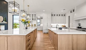 2035 Meadowlark Ct, Aledo, TX 76008