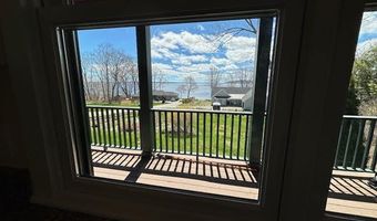 11 Treat St, Belfast, ME 04915