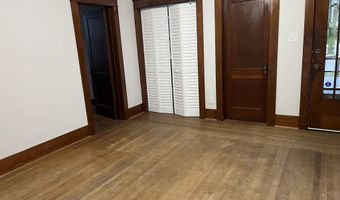 55 Sloane Ave, Amsterdam, NY 12010