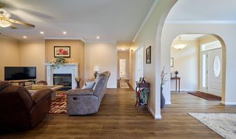 4116 Wildflower Ln, Benton, AR 72015