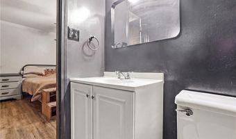 1789 HOLMAN St, Alexander City, AL 35010