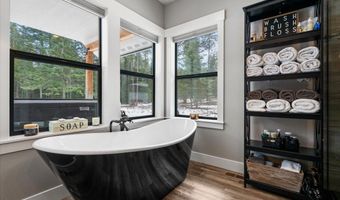 1352 W Brunner Rd, Athol, ID 83801