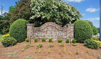 143 Linton Dr, Acworth, GA 30102