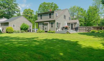 32 Pleasant Hill Rd, Falmouth, ME 04105