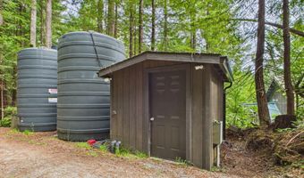 7090 Fickle Hill Rd, Arcata, CA 95521