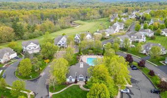 19 Cherry Hills Cir 19, Bloomfield, CT 06002
