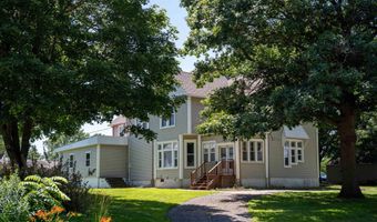 1207 Alden St, Alden, IA 50006