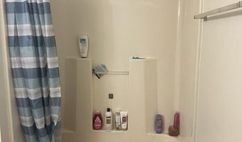 15 S Shafer 402, Athens, OH 45701