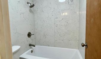 98-660 Moanalua Loop 190, Aiea, HI 96701