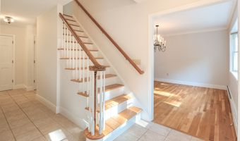 59 Judith Dr, Danbury, CT 06811