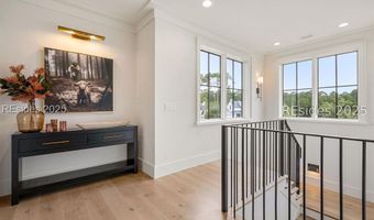 31 Hunting Lodge Rd, Bluffton, SC 29910