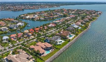 6308 MARBELLA Blvd, Apollo Beach, FL 33572