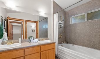 562 Cuesta Dr, Aptos, CA 95003