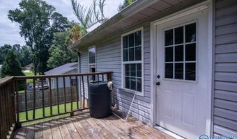 240 Riddle Rd, Albertville, AL 35950