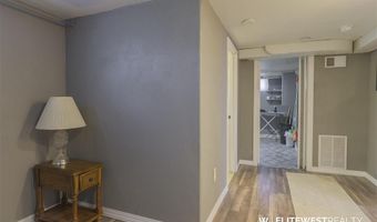 30 N Division St, Cowley, WY 82420