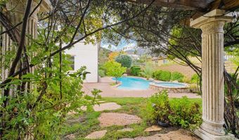 1908 Hazel Nut Ct, Agoura Hills, CA 91301