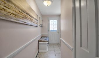 92 Dan Troy Dr, Amherst, NY 14221