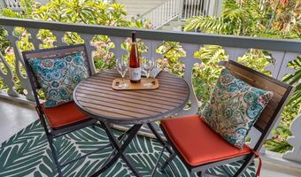 75-5776 KUAKINI Hwy 322, Kailua Kona, HI 96740