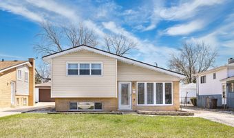 7 N School St, Addison, IL 60101