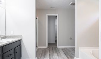 2924 Coles Creek Ln, Indianapolis, IN 46217
