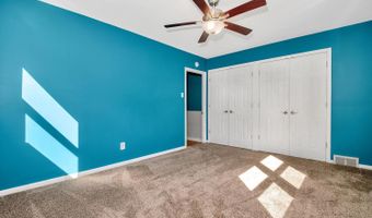 1466 BLUEJAY Rd, Abington, PA 19001