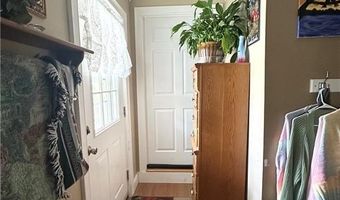 432 Fairview Ave, Coventry, RI 02816