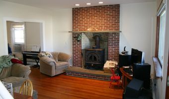 19 Valley Rd A, Cos Cob, CT 06807