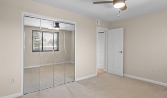 2016 N ADAMS St 508, Arlington, VA 22201