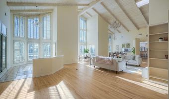 2039 E Mission Rd, Fallbrook, CA 92028