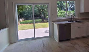 3075 Keyingham Way, Alpharetta, GA 30004