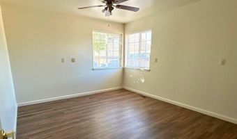 1227 Green Valley Dr, Fallon, NV 89406