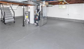 710 E Main St, Alhambra, IL 62001