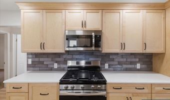 31195 Pirtle Dr SW, Albany, OR 97321