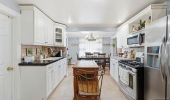 181 Phelps Ave, Bergenfield, NJ 07621