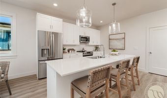 4704 Twisted Pine Dr, Billings, MT 59106